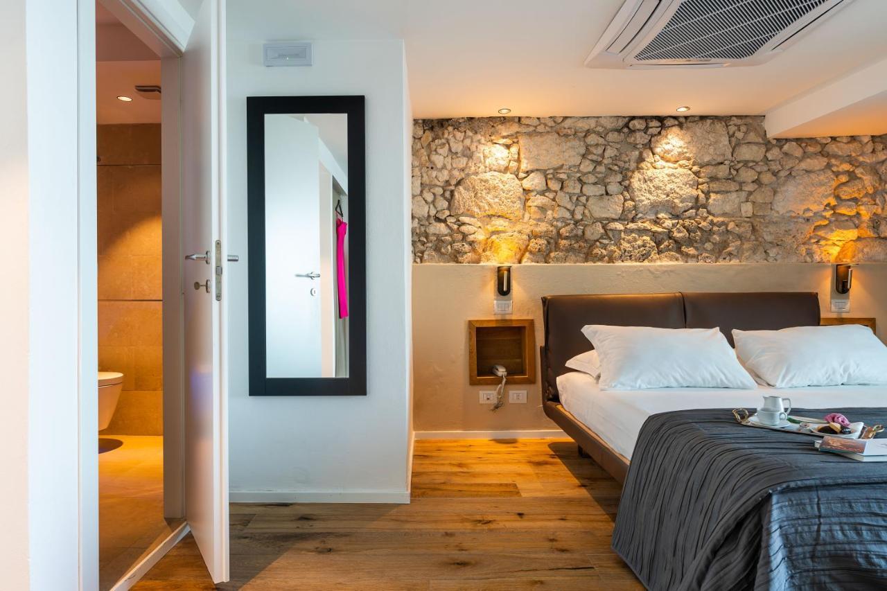 Re Dionisio Luxury Suites Syracuse Eksteriør billede