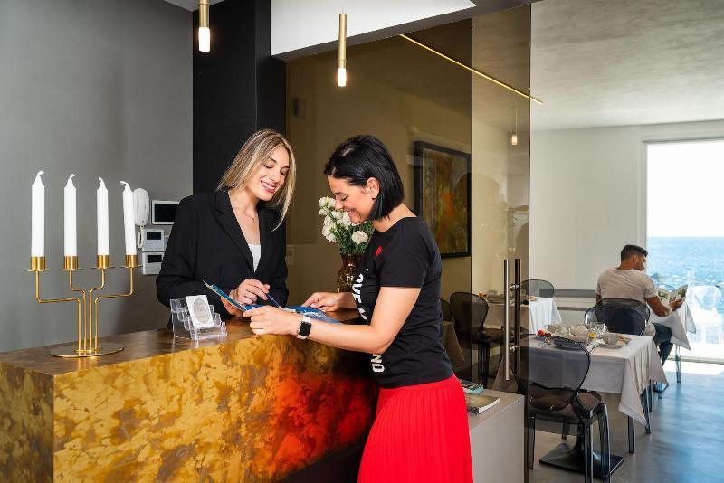Re Dionisio Luxury Suites Syracuse Eksteriør billede